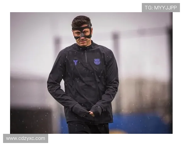 波兰足球新星皮耶图谢夫斯基崭露头角